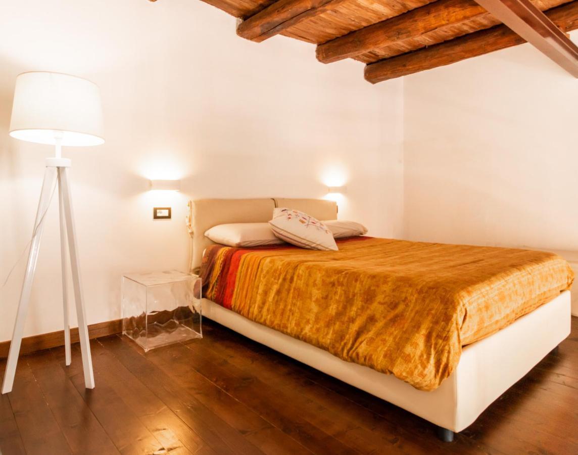 Notti Vesuviane Bed and Breakfast Portici Exteriör bild
